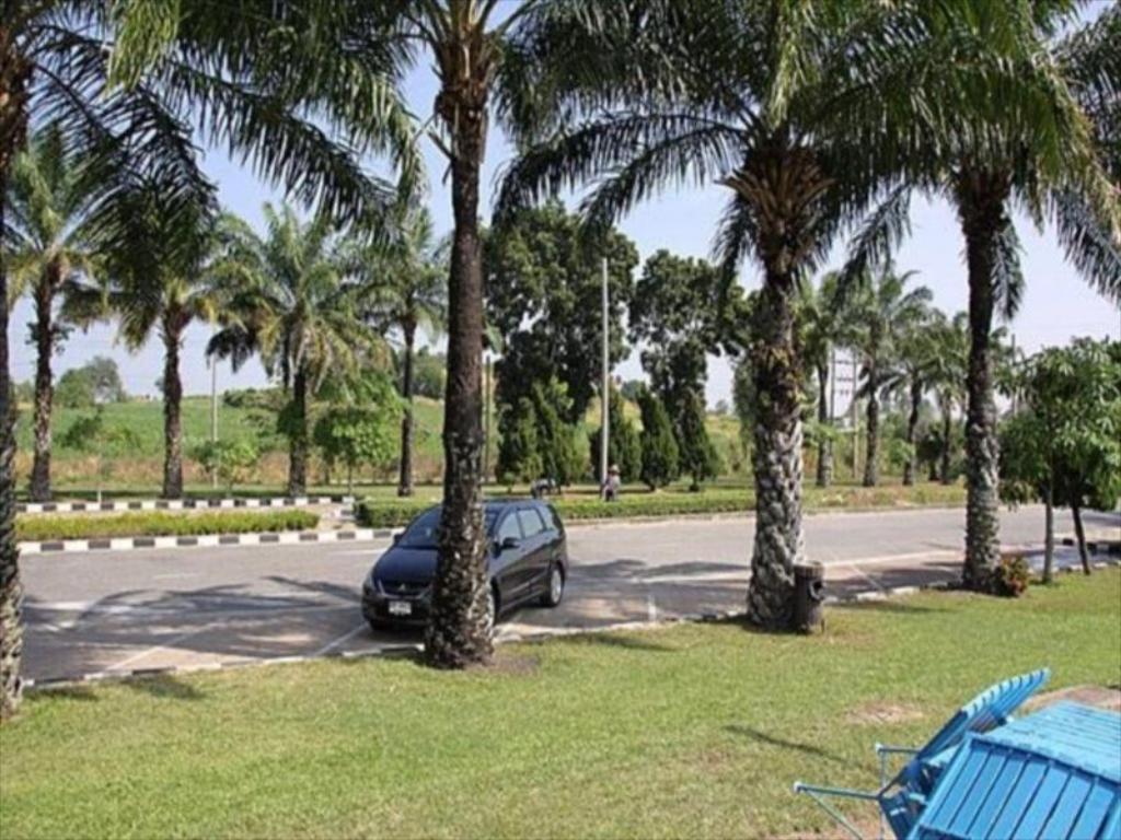 Pattaya Country Club & Resort Exterior photo