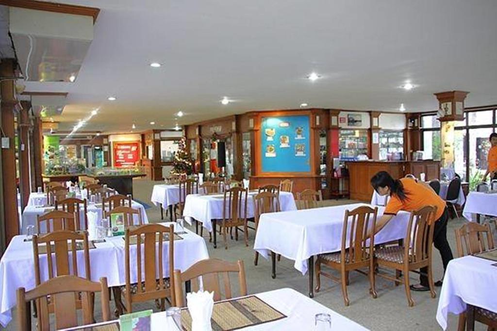 Pattaya Country Club & Resort Exterior photo