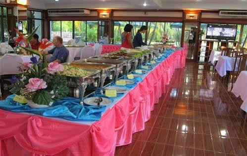Pattaya Country Club & Resort Exterior photo