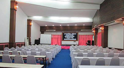 Pattaya Country Club & Resort Exterior photo